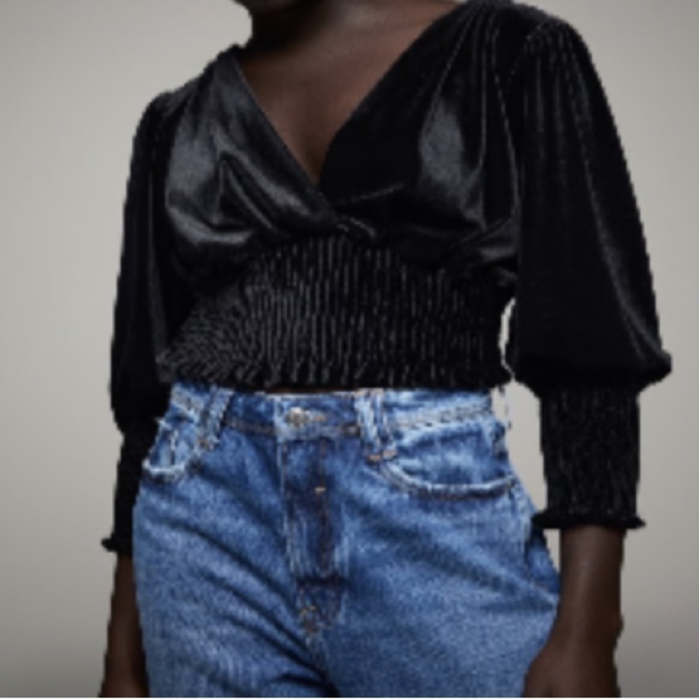 Zara BLACK velvet 3/4 elastic hem sleeves Deep V cropped blouse XS NWT witchy